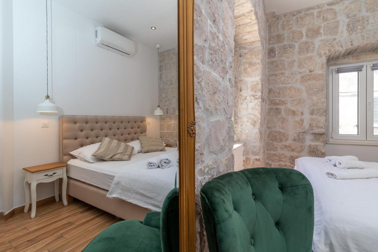 Residence Providenca Trogir Exterior foto